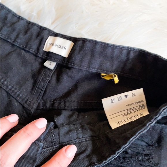 SOLD Vici Dolls High Rise Distressed Shorts - Picture 3 of 4